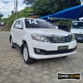 TOYOTA HILUX 2.7 SR 4X2 16V FLEX 4P MANUAL - BRANCO - 2014 Foto 1 (Miniatura)