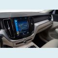 VOLVO XC60 2.0 T8 HYBRID MOMENTUM AWD GEARTRONIC - PRETO - 2020 Foto 10 (Miniatura)