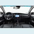 TOYOTA HILUX SW4 2.8 D-4D TURBO DIESEL SRX 4X4 AUT. - PRETO - 2022 Foto 10 (Miniatura)