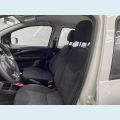 FIAT UNO ATTRACTIVE 1.0 8V (FLEX) 4P - BRANCO - 2020 Foto 10 (Miniatura)