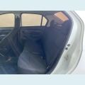 RENAULT LOGAN AUTHENTIQUE 1.0 12V FLEX AUT. 4P - BRANCO - 2018 Foto 10 (Miniatura)