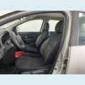 RENAULT RENAULT SANDERO AUTHENTIQUE 1.0 12V FLEX MANUAL 4P - PRATA - 2019 Foto 10 (Miniatura)