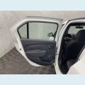 RENAULT RENAULT LOGAN ZEN 1.0 12V SCE FLEX MANUAL 4P - BRANCO - 2023 Foto 10 (Miniatura)