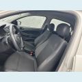 VOLKSWAGEN GOL 1.0 12V FLEX MANUAL 4P - BRANCO - 2023 Foto 10 (Miniatura)