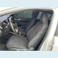 CHEVROLET ONIX LT 1.0 FLEX MANUAL 4P - BRANCO - 2023 Foto 10 (Miniatura)
