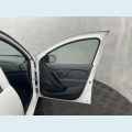 RENAULT RENAULT LOGAN ZEN 1.0 FLEX MANUAL 4P - BRANCO - 2024 Foto 10 (Miniatura)