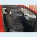 FIAT UNO VIVACE 1.0 8V FLEX MANUAL 2P - VERMELHO - 2014 Foto 10 (Miniatura)