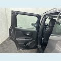 JEEP RENEGADE LONGITUDE T270 1.3 TURBO FLEX MANUAL 4P - CINZA - 2023 Foto 10 (Miniatura)