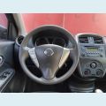 NISSAN VERSA SV 1.6 16V FLEX AUT. 4P - CINZA - 2017 Foto 10 (Miniatura)