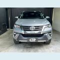 TOYOTA HILUX SW4 2.8 SRX 4X4 7 LUGARES 16V TURBO INTERCOOLER DIESEL 4P AUT. - N/D - 2018 Foto 2 (Miniatura)