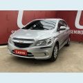CHEVROLET ONIX 1.0 LT SPE/4 - PRATA - 2015 Foto 2 (Miniatura)