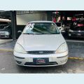 FORD FOCUS SE PLUS 1.6 FLEX MANUAL 4P - PRATA - 2005 Foto 2 (Miniatura)