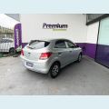 CHEVROLET ONIX FLEX MANUAL 4P - PRATA - 2013 Foto 2 (Miniatura)