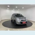 NISSAN MARCH S 1.6 16V FLEX MANUAL 4P - CINZA - 2013 Foto 2 (Miniatura)