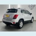 CHEVROLET TRACKER FLEX AUT. 4P - PRATA - 2017 Foto 2 (Miniatura)