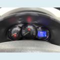 RENAULT SANDERO AUTHENTIQUE 1.0 12V FLEX MANUAL 4P - PRATA - 2019 Foto 2 (Miniatura)