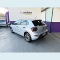 VOLKSWAGEN VOLKSWAGEN POLO FLEX MANUAL 4P - PRATA - 2024 Foto 2 (Miniatura)