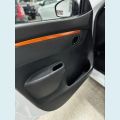 RENAULT KWID 1.0 12V SCE FLEX OUTSIDER MANUAL - BRANCO - 2022 Foto 3 (Miniatura)