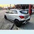 CHEVROLET ONIX 1.4 MPFI ACTIV 8V FLEX 4P MANUAL - PRATA - 2019 Foto 4 (Miniatura)