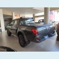 MITSUBISHI L200 OUTDOOR 2.4 4X2 CD 16V FLEX 4P MANUAL - BRANCO - 2017 Foto 4 (Miniatura)