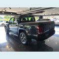 VOLKSWAGEN AMAROK 2.0 HIGHLINE 4X4 CD 16V TURBO INTERCOOLER DIESEL 4P AUT. - PRETO - 2018 Foto 4 (Miniatura)
