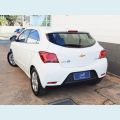 CHEVROLET ONIX 1.0 FLEX MANUAL - BRANCO - 2021 Foto 4 (Miniatura)