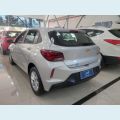 CHEVROLET ONIX 1.0 MT LT2 HB - PRATA - 2023 Foto 4 (Miniatura)