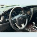 TOYOTA HILUX SW4 2.8 SRX 4X4 7 LUGARES 16V TURBO INTERCOOLER DIESEL 4P AUT. - N/D - 2018 Foto 4 (Miniatura)