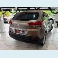 HYUNDAI CRETA 1.6A SMART - PRATA - 2019 Foto 4 (Miniatura)