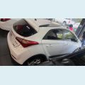 HYUNDAI HB 20X STYLE 1.6 FLEX MANUAL 4P - BRANCO - 2015 Foto 4 (Miniatura)