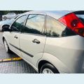 FORD FOCUS SE PLUS 1.6 FLEX MANUAL 4P - PRATA - 2005 Foto 4 (Miniatura)