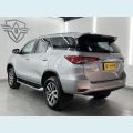 TOYOTA HILUX SW4 AUT. 4P - PRATA - 2016 Foto 4 (Miniatura)