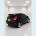 FORD FIESTA SEL 1.6 FLEX MANUAL 4P - PRETO - 2017 Foto 4 (Miniatura)