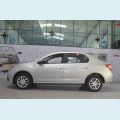 RENAULT LOGAN EXPRESSION 1.6 8V FLEX MANUAL 4P - PRATA - 2017 Foto 4 (Miniatura)