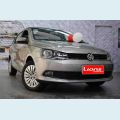 VOLKSWAGEN VOYAGE TEC CITY 1.0 FLEX AUT. 4P - PRATA - 2013 Foto 4 (Miniatura)