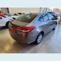 TOYOTA YARIS 1.5 16V FLEX SEDAN XL PLUS TECH MULTIDRIVE - CINZA - 2019 Foto 5 (Miniatura)