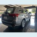 MITSUBISHI OUTLANDER 3.0 MIVEC V6 HPE-S AWD AUT. - N/D - 2020 Foto 5 (Miniatura)