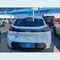 PEUGEOT 208 1.0 FIREFLY FLEX LIKE MANUAL - BRANCO - 2023 Foto 5 (Miniatura)