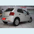 VOLKSWAGEN GOL TRENDLINE 1.0 MPI FLEX MANUAL 4P - PRATA - 2017 Foto 5 (Miniatura)