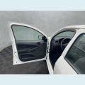 VOLKSWAGEN VOYAGE 1.0 MPI FLEX MANUAL 4P - BRANCO - 2023 Foto 5 (Miniatura)