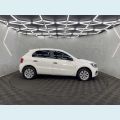 VOLKSWAGEN VOLKSWAGEN GOL 1.6 FLEX MANUAL 4P - BRANCO - 2022 Foto 5 (Miniatura)