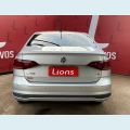 VOLKSWAGEN VIRTUS 1.6 FLEX MANUAL 4P - PRATA - 2019 Foto 5 (Miniatura)