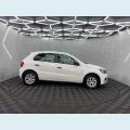 VOLKSWAGEN GOL 1.0 12V FLEX MANUAL 4P - BRANCO - 2019 Foto 5 (Miniatura)