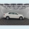 VOLKSWAGEN VOYAGE 1.6 FLEX MANUAL 4P - BRANCO - 2022 Foto 5 (Miniatura)