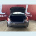NISSAN VERSA SV 1.6 16V FLEX AUT. 4P - CINZA - 2017 Foto 5 (Miniatura)