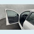 VOLKSWAGEN GOL 1.0 12V (FLEX) - BRANCO - 2022 Foto 5 (Miniatura)