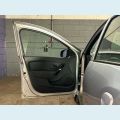 RENAULT LOGAN ZEN 1.0 - PRATA - 2025 Foto 5 (Miniatura)