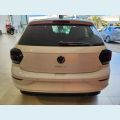 VOLKSWAGEN POLO 1.0 170 TSI COMFORTLINE AUT. - BRANCO - 2024 Foto 6 (Miniatura)