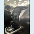NISSAN FRONTIER 2.3 16V TURBO DIESEL LE CD 4X4 AUT. - BRANCO - 2018 Foto 6 (Miniatura)