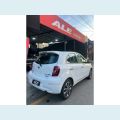 NISSAN MARCH - BRANCO - 2017 Foto 6 (Miniatura)